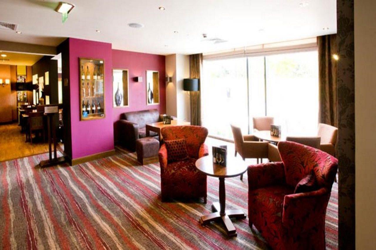 Premier Inn Aberdeen Airport - Dyce Exterior photo