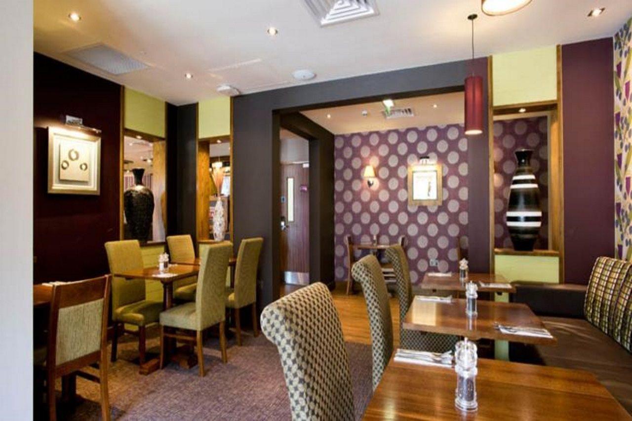 Premier Inn Aberdeen Airport - Dyce Exterior photo